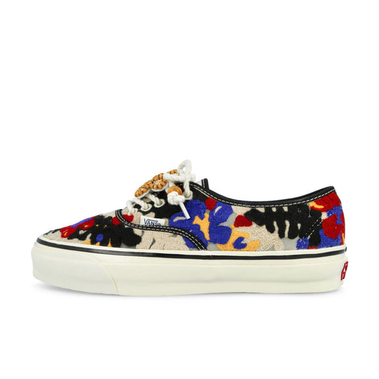 LX Authentic 44 Needlework